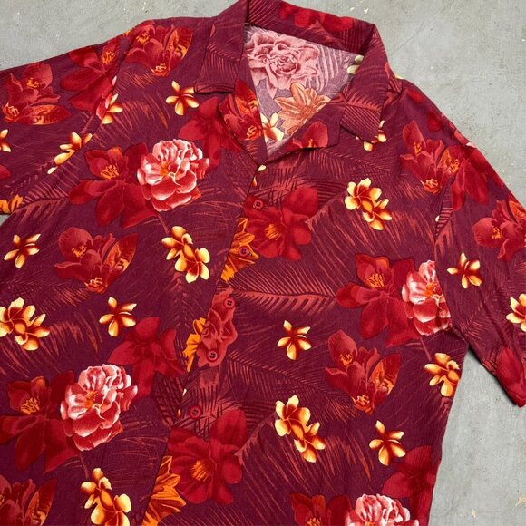 Vintage 1960s Hawaiian Shirt Floral Aloha Red Aloha Shirt XL - Picture 3 of 9